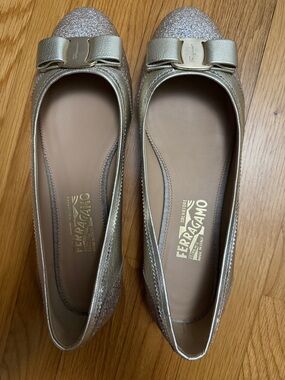 Salvatore Ferragamo Metallic Gold Varina Bow Flats